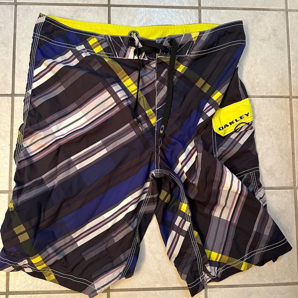 Oakley Blue and Yellow Board Shorts Dynamic Swimwear